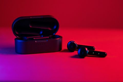 Unveiling the Unbeatable: Best Wireless Earbuds Price in Pakistan