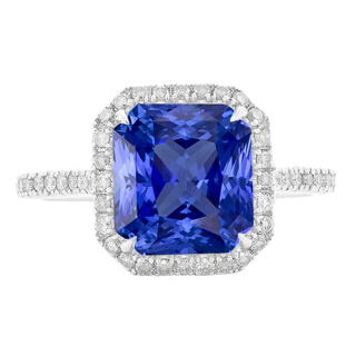 The Enchantment of the Natural Sapphire Diamond Ring: A Tale of Anniversary Bliss