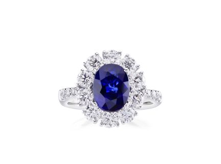 Elevate Your Style with the Natural Sapphire Ring