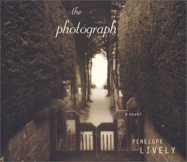 [VIEW] EPUB KINDLE PDF EBOOK The Photograph by  Penelope Lively,Daniel Gerroll,Patricia Kalember 📒