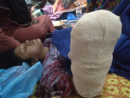 Husband cuts wife's wrist for dowry in Bangladesh.