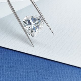 How to Care for Your Natural Diamond Solitaire Heart Studs?
