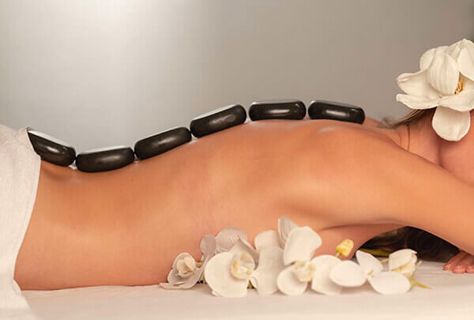 The Health Benefits of Hot Stone Massage in Dubai