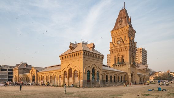 Discovering Empress Market: A Cultural Gem in Saddar, Karachi