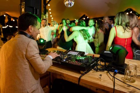 Essex Wedding DJ: Elevate Your Celebration