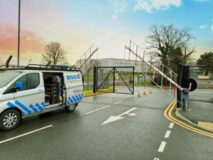 Integrating Traffic Barriers with Access Control Systems: A Complete Security Solution