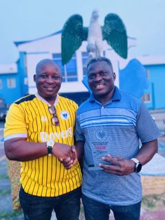 Rovers/Pelican Stars Supporters Club Honors Hon. Lawrence Etta with Extraordinary Award in Calabar