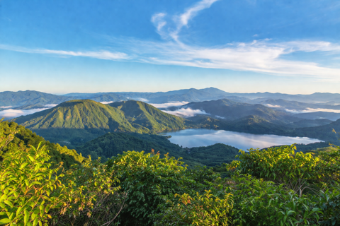 Keindahan Alam di Puncak Gunung