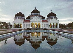 DMI INHIL: MEMAKMURKAN MASJID DAN DIMAKMURKAN MASJID