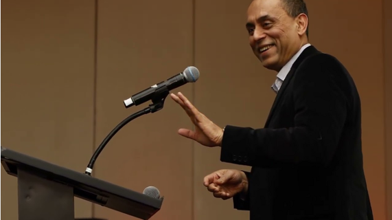 Building Tomorrow’s Leaders: Soumitra Dutta’s Lessons on Success, Innovation and AI Transformation