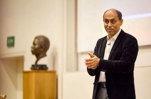 Soumitra Dutta – A Globally Respected Professor and Academic Leader