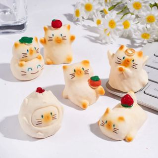 Acrylic Beads for Pen Toppers and Figurine, Cute Cat with Strawberry Persimmons,Jewelry Accessories