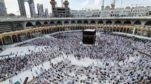 Hajra e Aswad Black Stone Importance in Umrah & Hajj