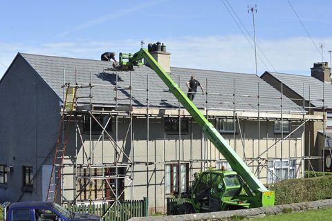 Connecting Customers with Top-Notch Roofing Services in Melbourne