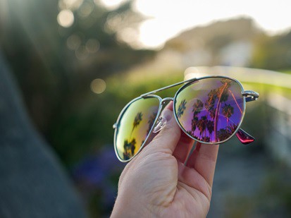 Which is better: polarized or gradient sunglasses?