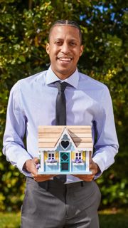How to start your career as a real estate agent