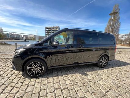 Need Luxury Car? Hire Private Limousine Service in Munich