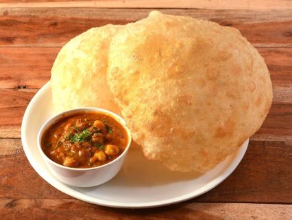 Viral Worthy Punjabi Chole Bhature Recipe: Prepare to Impress Your Friends!