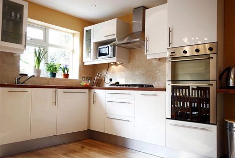 Choose the Kitchen Remodeling Company in Medford