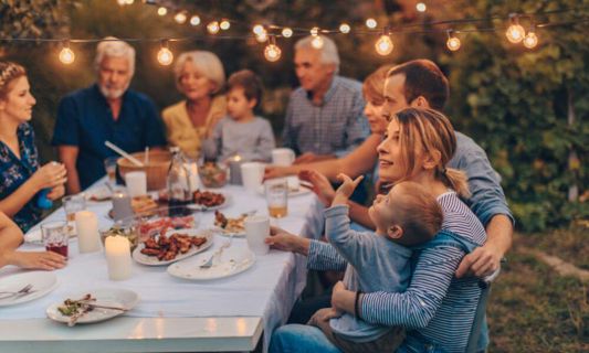 Different Ways To Strengthen Family Connections This Year - Church.org