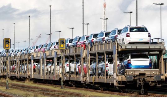 5 Factors Comparison between Car Shifting by Train and Trucks: Which Mode is Best?