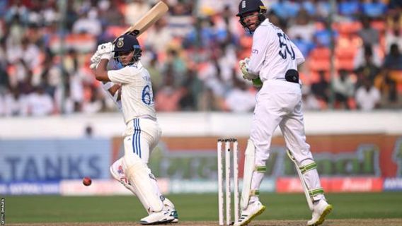 India make rapid start after England all out for 246