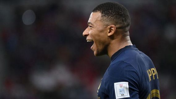 Wantaway PSG star Kylian Mbappe 'willing to join Arsenal' – thanks to Gunners legend