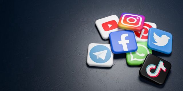 How cheap social media panel Screens Rule the Market